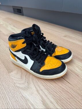 Nike Kids Air Jordan Mid Sneakers - Black/Yellow/White